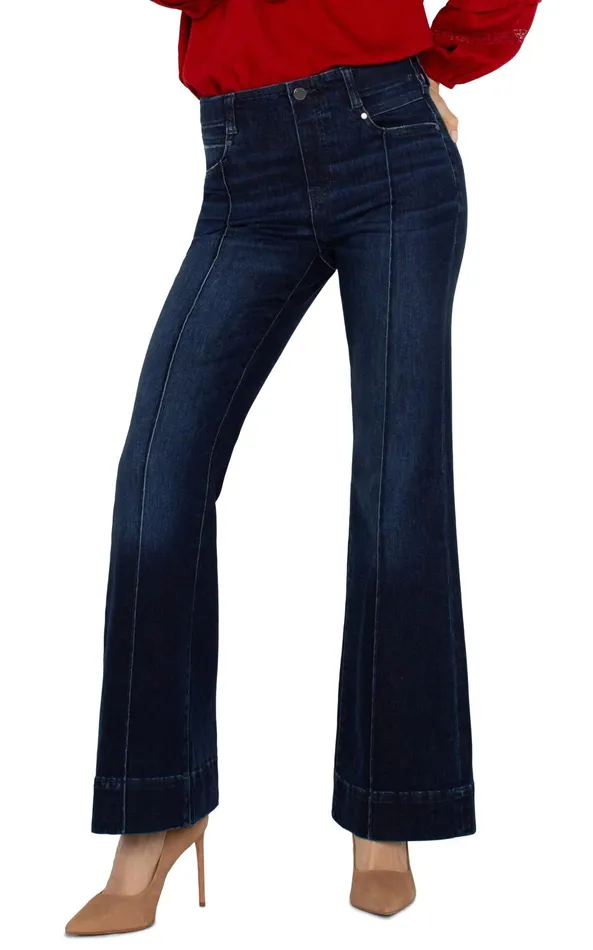 Womens Liverpool Los Angeles Jeans THE GIA GLIDER FLARE WITH PINTUCKS Upland