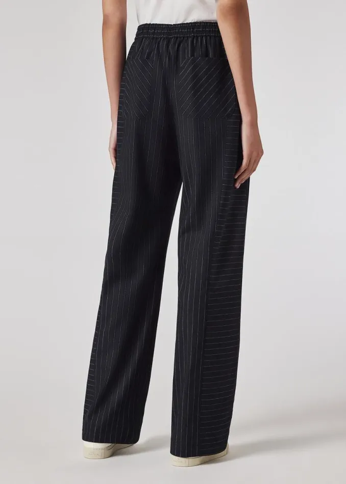 Womens Paul Smith Pants Navy Pinstripe Wide Leg Wool Trousers Womens Paul Smith Pants Navy Pinstripe Wide Leg Wool Trousers