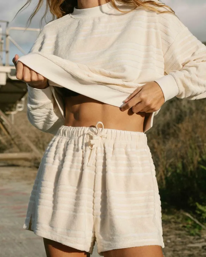 Womens Tempo Short White Cap Billabong Shorts